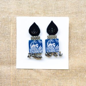 ELEGANT DROP EARRINGS