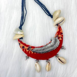 RUSTIC SHELL CASCASDE