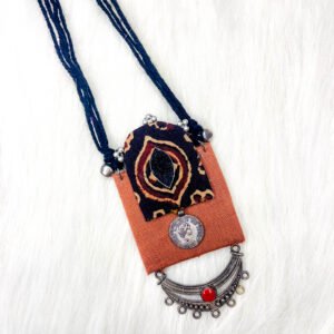 VINTAGE FUSION NECKLACE